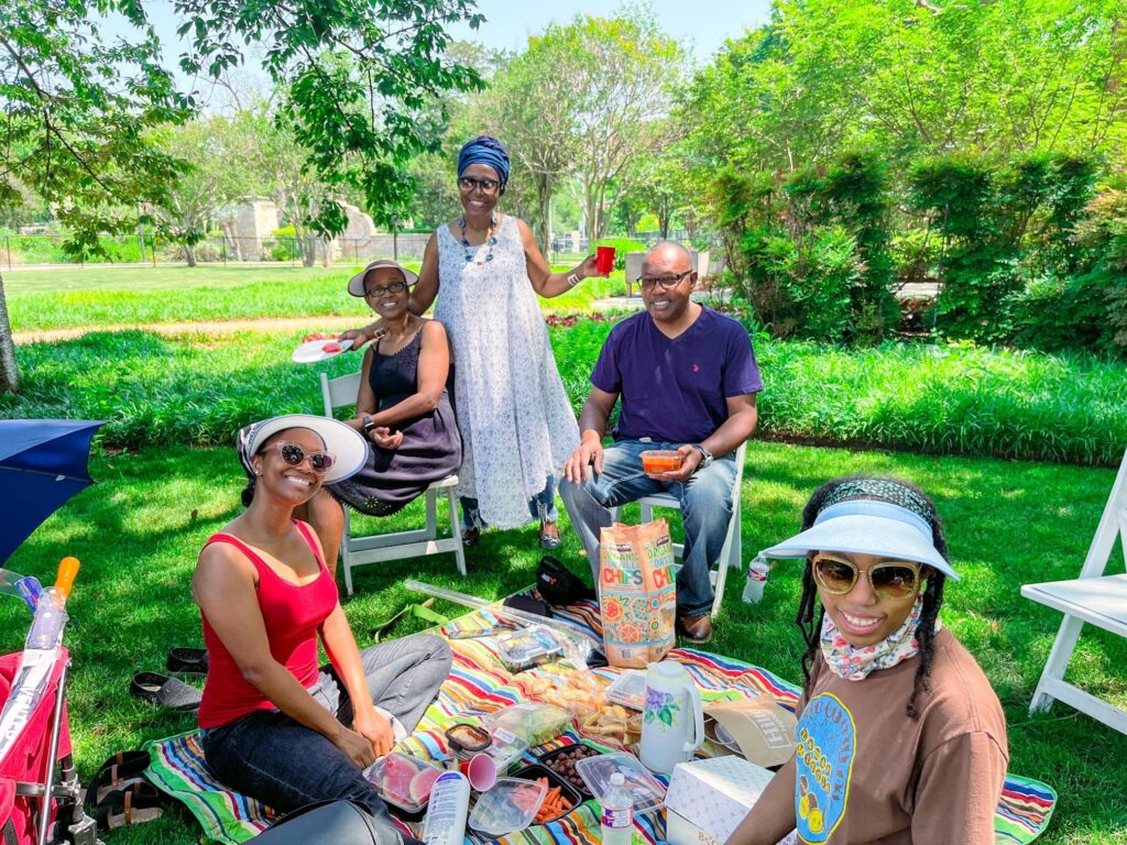Picnic at Dallas Arboretum; Dallas Arboretum Tickets