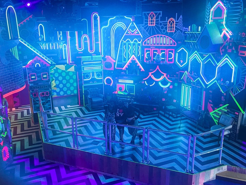 Immersive art experience