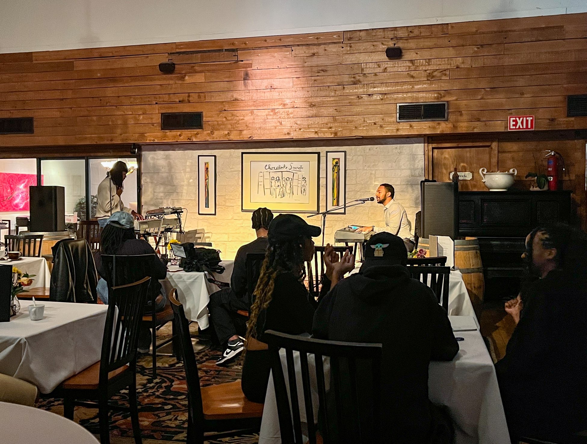 Late-night live music at Chocolate Secrets in Uptown Dallas, part of free things to do in Dallas at night.