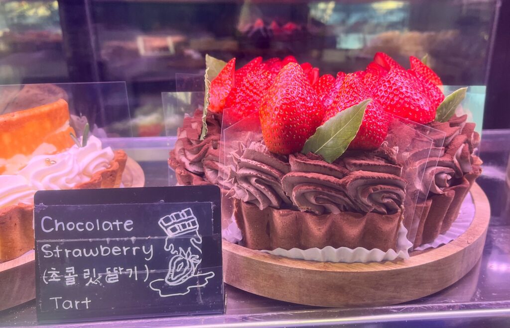 dessert cafe