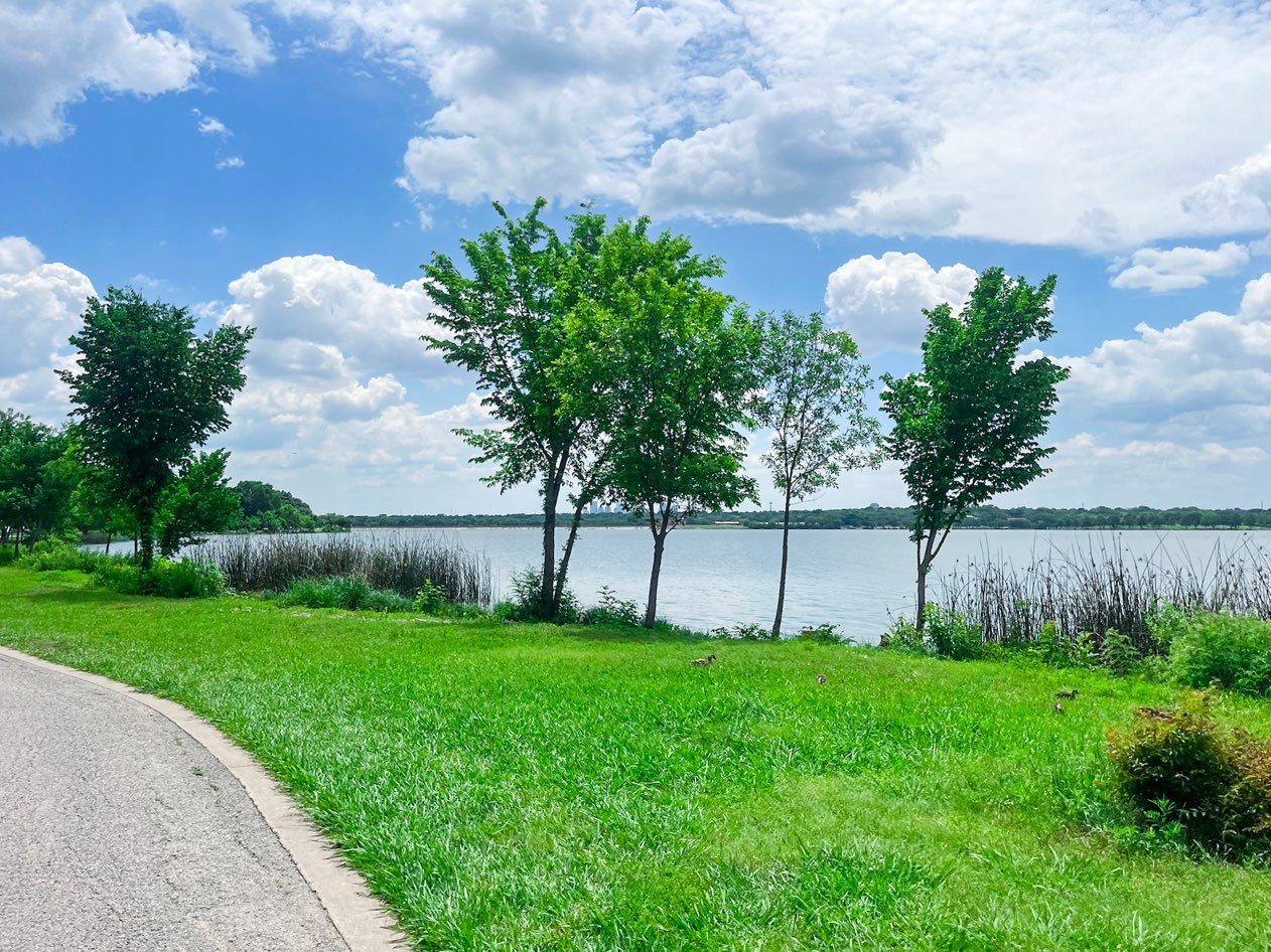 White rock lake trail