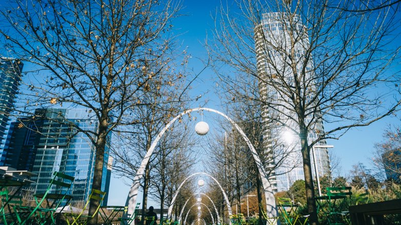 Picturesque walkway at Klyde Warren Park in downtown Dallas, one of the free things to do in Dallas with kids.