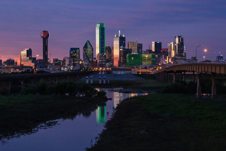 100% Free Things to Do in Dallas at Night